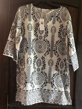 Collection XIIX White and Black Printed Swim Coverup
